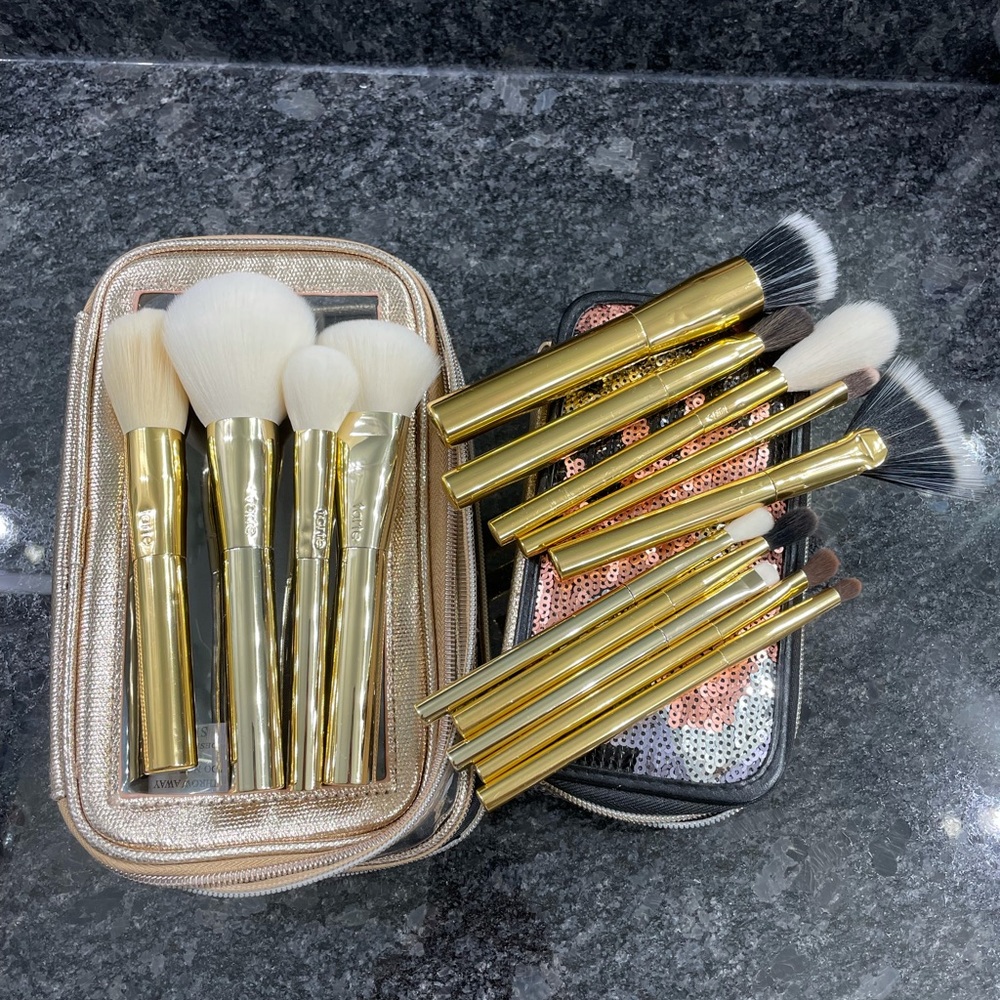 Tarte Make Up Brushes